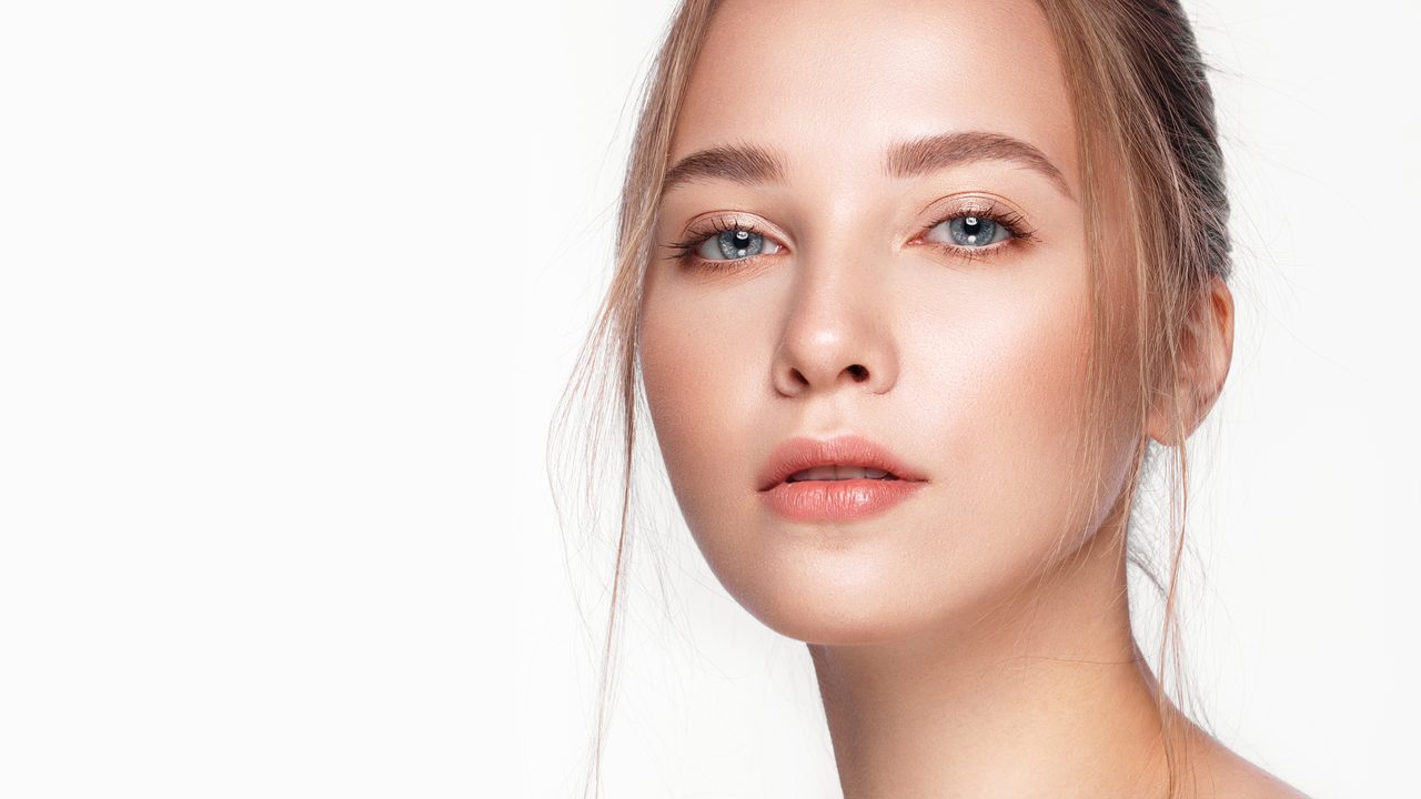 Pele natural e cuidada após tratamento estético na Cosmo Clinic Lisboa