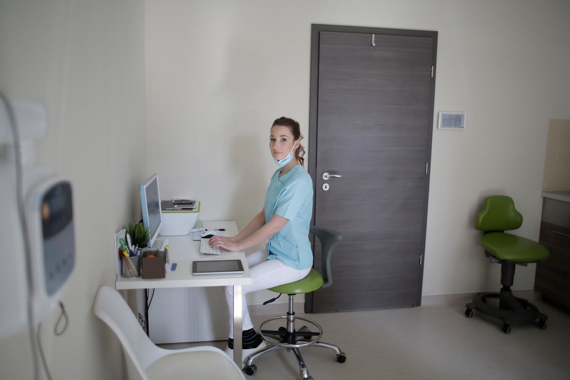 Botulinum toxin consultation in Lisbon — pricing guide 2026