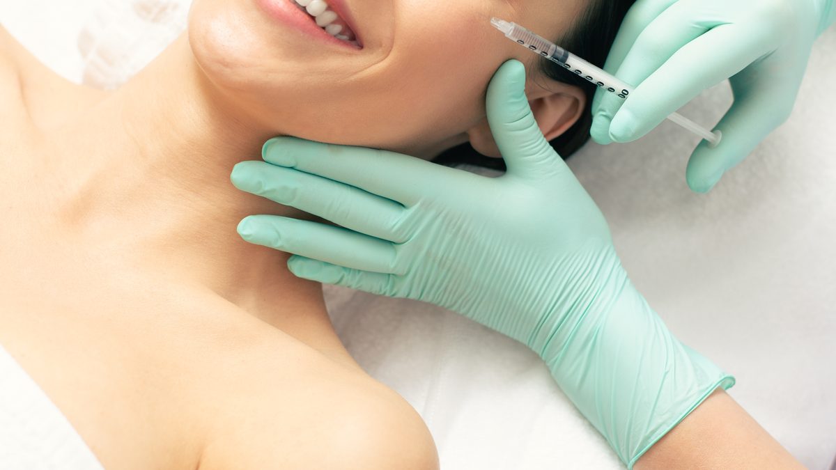 Cosmo Clinic Lisbon clinical environment — safe botulinum toxin treatment