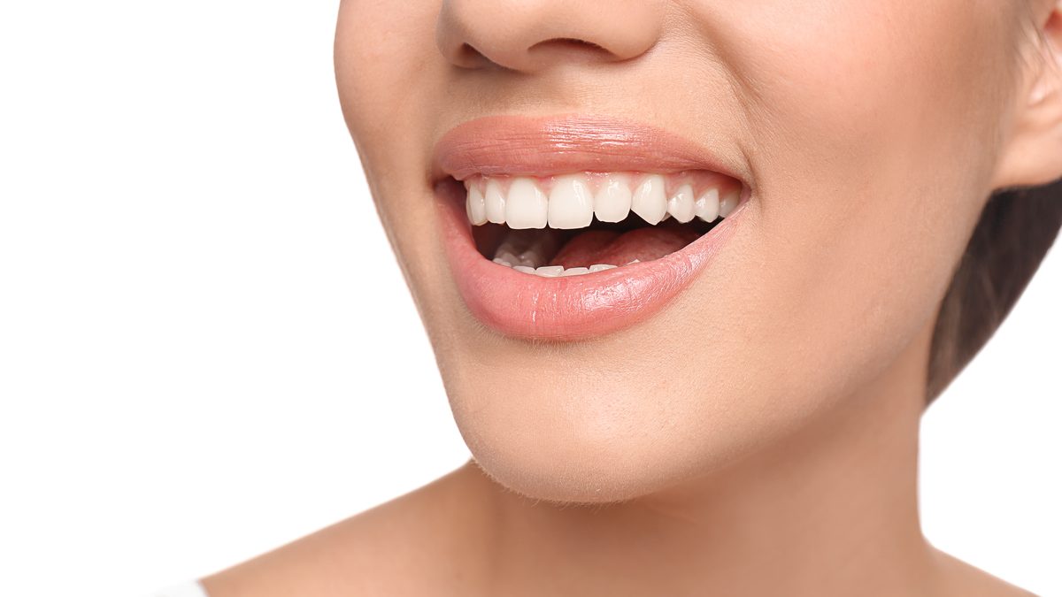 Lip filler injection procedure at Cosmo Clinic Lisbon